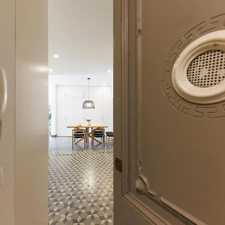 Bravissimo Ciutadans C, 2-bedroom Barri Vell Apartment